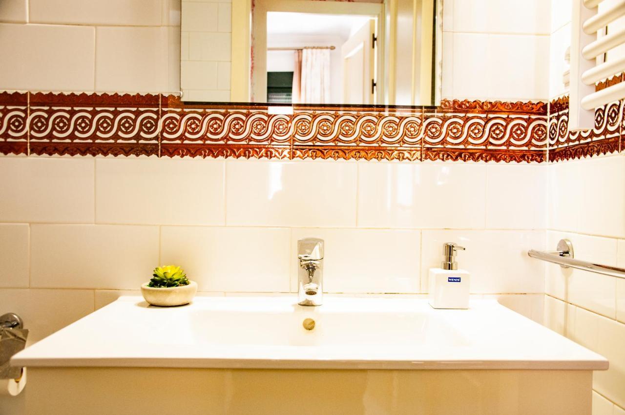 Alohamundi Zaragoza III Apartment Севиля Екстериор снимка